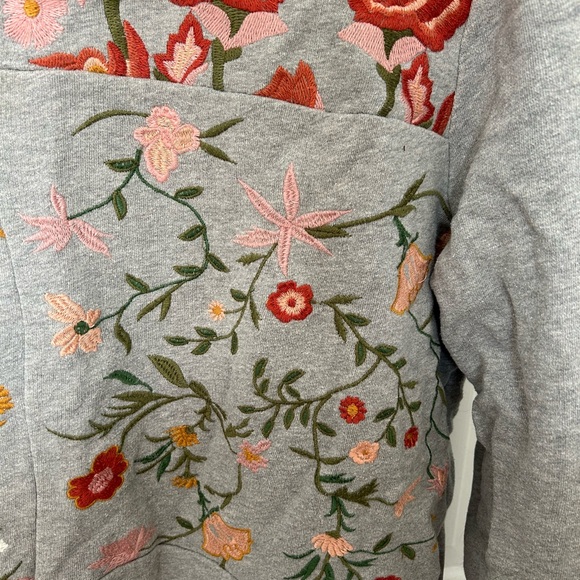 Anthropologie Maeve Marcie Embroidered Sweatshirt SZ M - Picture 4 of 9